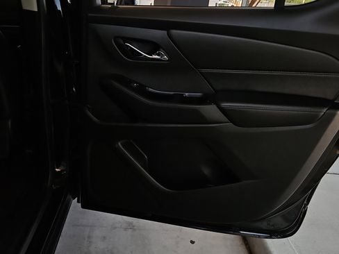 Used 2019 Chevrolet Traverse RS w/ LPO, Cargo Package image 22