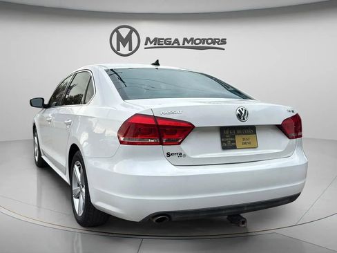 Used 2013 Volkswagen Passat TDI SE image 5
