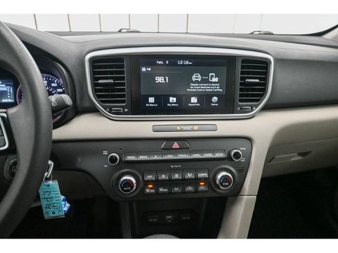 Used 2020 Kia Sportage LX w/ LX Popular Package image 14