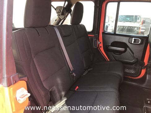 Used 2020 Jeep Wrangler Unlimited Sport S image 19