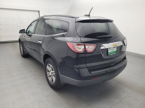 Used 2016 Chevrolet Traverse LT FWD image 5