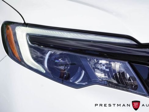 Used 2022 Honda Pilot TrailSport image 5