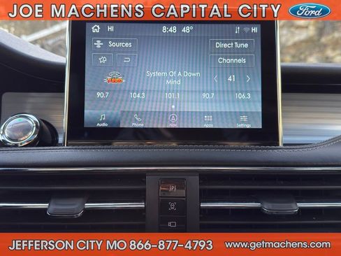 Used 2022 Lincoln Corsair AWD w/ Premium Package image 18