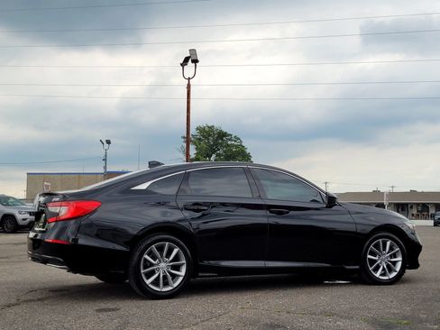 Used 2021 Honda Accord LX image 7