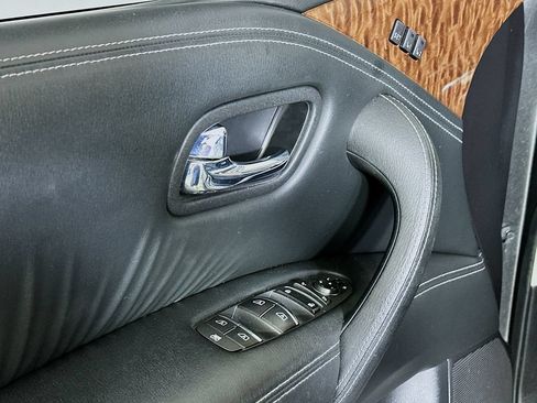 Used 2017 Nissan Armada Platinum w/ Captain Seat Package RWD image 21