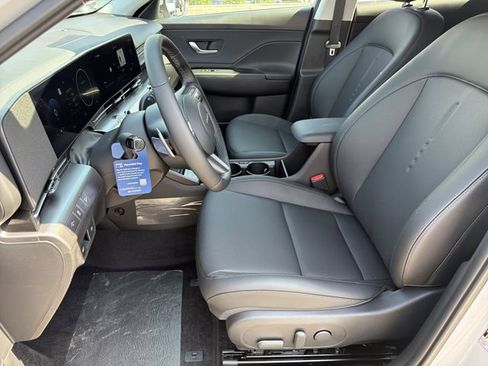 New 2026 Hyundai Kona Limited FWD image 9