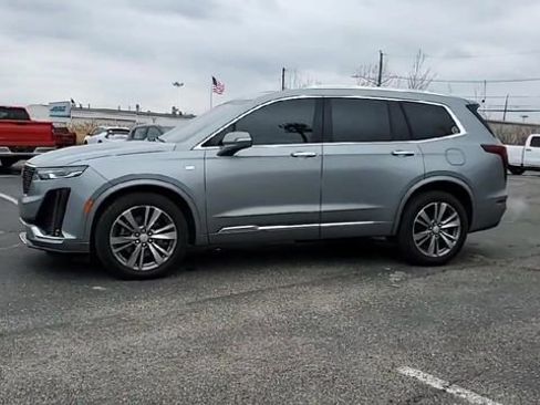 Certified 2024 Cadillac XT6 Premium Luxury w/ LPO, Floor Liner Package image 5