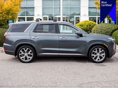 Used 2022 Hyundai Palisade Limited w/ Winter Package
