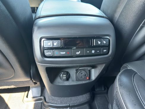 Used 2023 Hyundai Palisade Calligraphy w/ Winter Package AWD/4WD image 23