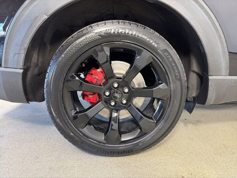 Used 2020 Ford Explorer ST w/ ST Street Pack image 10