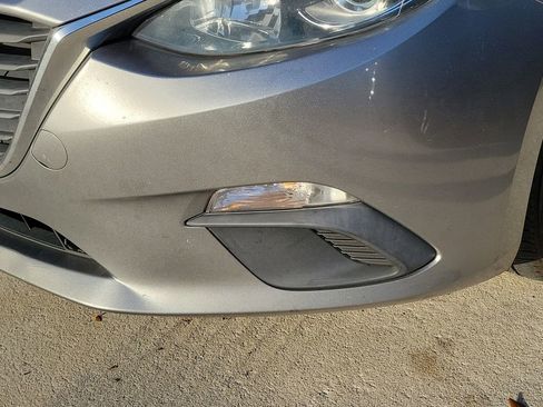 Used 2016 MAZDA MAZDA3 i Sport w/ Preferred Equipment Package image 7