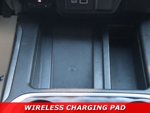 Used 2020 GMC Sierra 2500 AT4 w/ Technology Package image 28