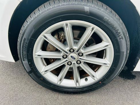 Used 2019 Ford Flex Limited FWD image 9