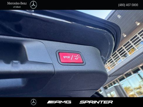 Certified 2025 Mercedes-Benz GLB 250 image 7