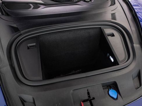 Used 2022 Porsche Taycan 4S image 45