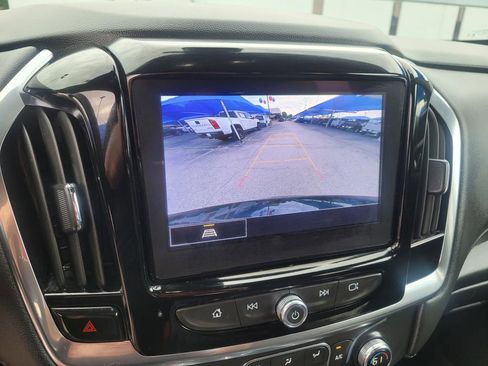 Used 2023 Chevrolet Traverse LT AWD/4WD image 24