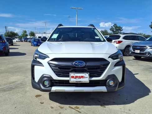 Used 2025 Subaru Outback Limited AWD/4WD image 5