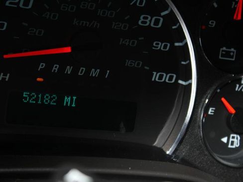 Used 2022 GMC Savana 2500 G2500 Cargo Van w/ Driver Convenience Package image 23