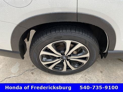 Used 2020 Subaru Forester Limited w/ Popular Package #3 AWD/4WD image 10