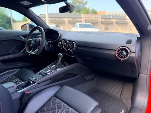Used 2018 Audi TT RS w/ Dynamic Plus Package AWD/4WD image 16