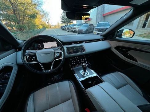Used 2023 Land Rover Range Rover Evoque R-Dynamic S image 19