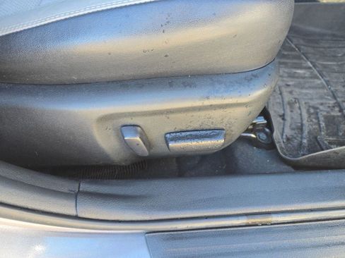 Used 2016 Toyota Camry XSE image 31