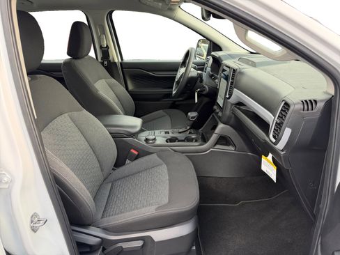 Used 2025 Ford Ranger XL image 15
