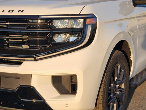 New 2026 Ford Expedition Max Platinum w/ Stealth Appearance Package image 10