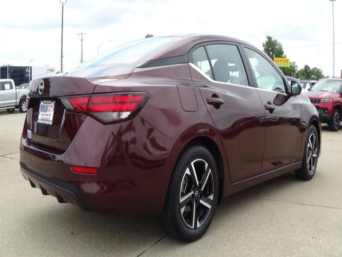Used 2025 Nissan Sentra SV FWD image 6