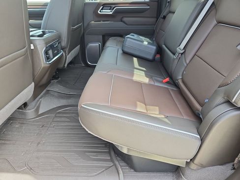 New 2026 GMC Sierra 2500 Denali w/ Denali Reserve Package image 14