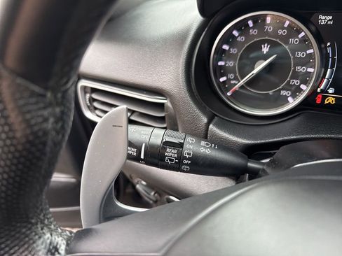 Used 2023 Maserati Levante Modena image 21