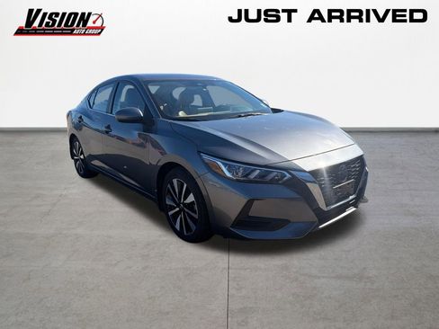 Used 2023 Nissan Sentra SV w/ SV Premium Package FWD image 3