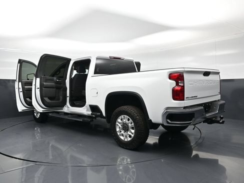 Used 2023 Chevrolet Silverado 2500 LT w/ Convenience Package AWD/4WD image 28