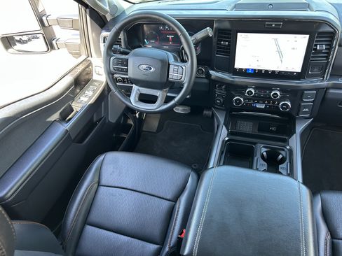 Used 2026 Ford F250 Lariat AWD/4WD image 12