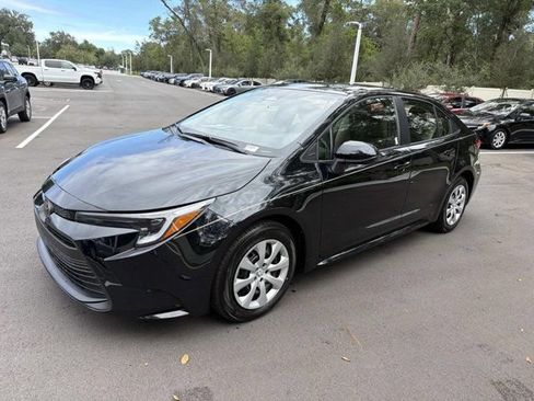 Certified 2026 Toyota Corolla LE FWD image 5