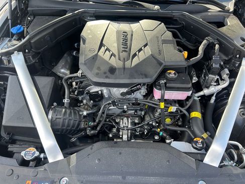 Used 2026 Genesis G70 2.5T image 18