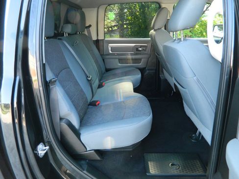Used 2018 RAM 2500 Big Horn AWD/4WD image 22
