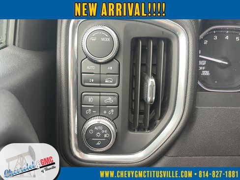 Used 2021 GMC Sierra 1500 SLT w/ SLT Premium Package AWD/4WD image 17
