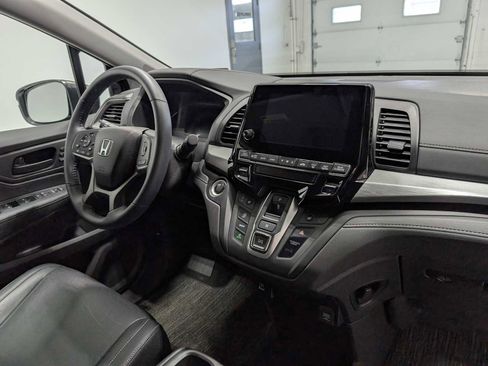 Certified 2024 Honda Odyssey EX-L image 46