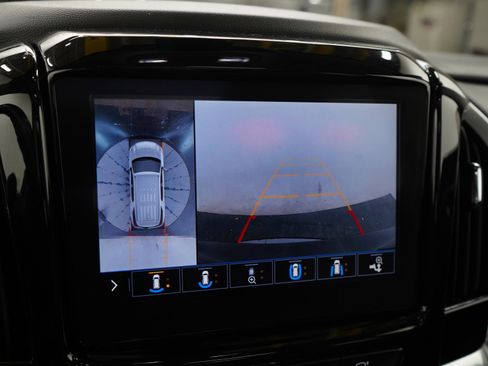 Used 2020 Chevrolet Traverse Premier w/ Redline Edition AWD/4WD image 31