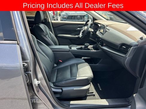 Used 2021 Nissan Rogue SV w/ Premium Package FWD image 21