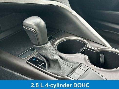Used 2024 Toyota Camry SE FWD image 23