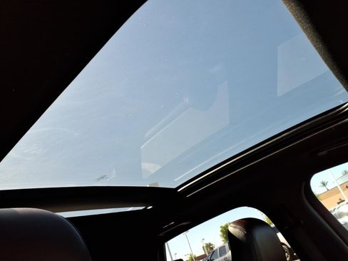 Used 2022 Ford Edge Titanium w/ Equipment Group 301A image 13