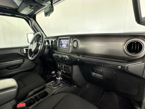 Used 2023 Jeep Wrangler Unlimited w/ Cold Weather Group AWD/4WD image 44
