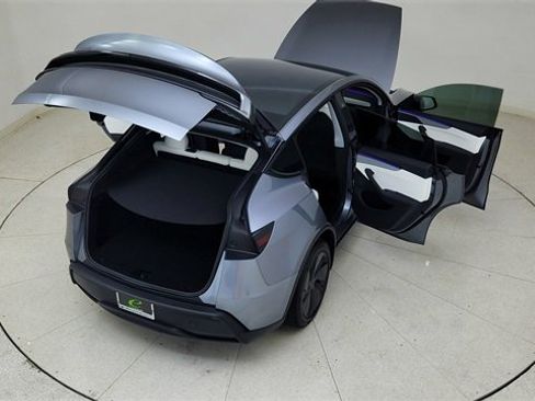Used 2026 Tesla Model Y 2WD image 83