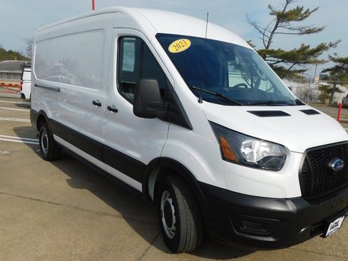 Used 2023 Ford Transit 250 Medium Roof w/ Load Area Protection Package image 1