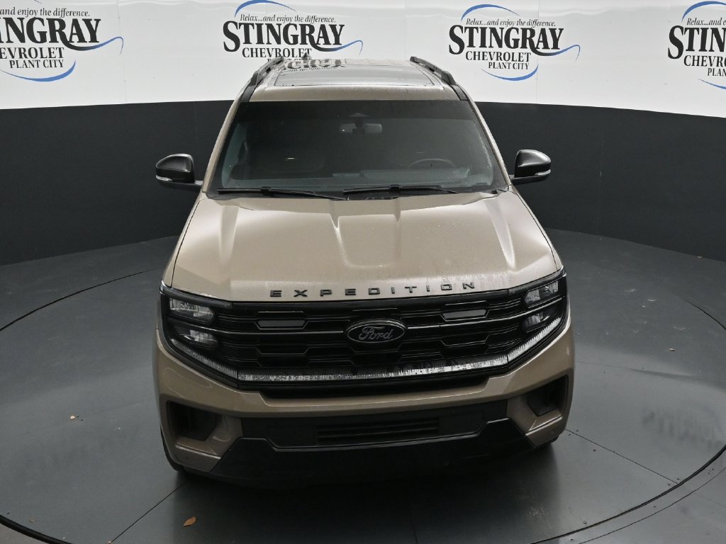 Used 2026 Ford Expedition Max Platinum w/ Stealth Appearance Package AWD/4WD image 19