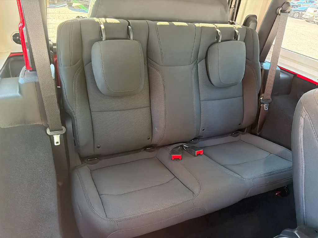 Used 2019 Jeep Wrangler Sport AWD/4WD image 15