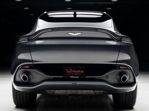 Used 2023 Aston Martin DBX AWD/4WD image 26