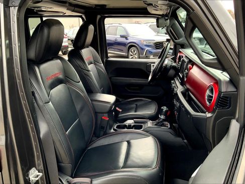 Used 2019 Jeep Wrangler Unlimited Rubicon w/ LED Lighting Group image 7